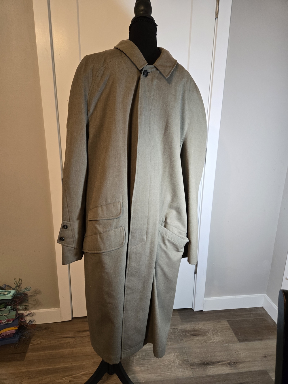 Vintage Royal Topper DuPont Zepel Striped Lining Trench Coat 44